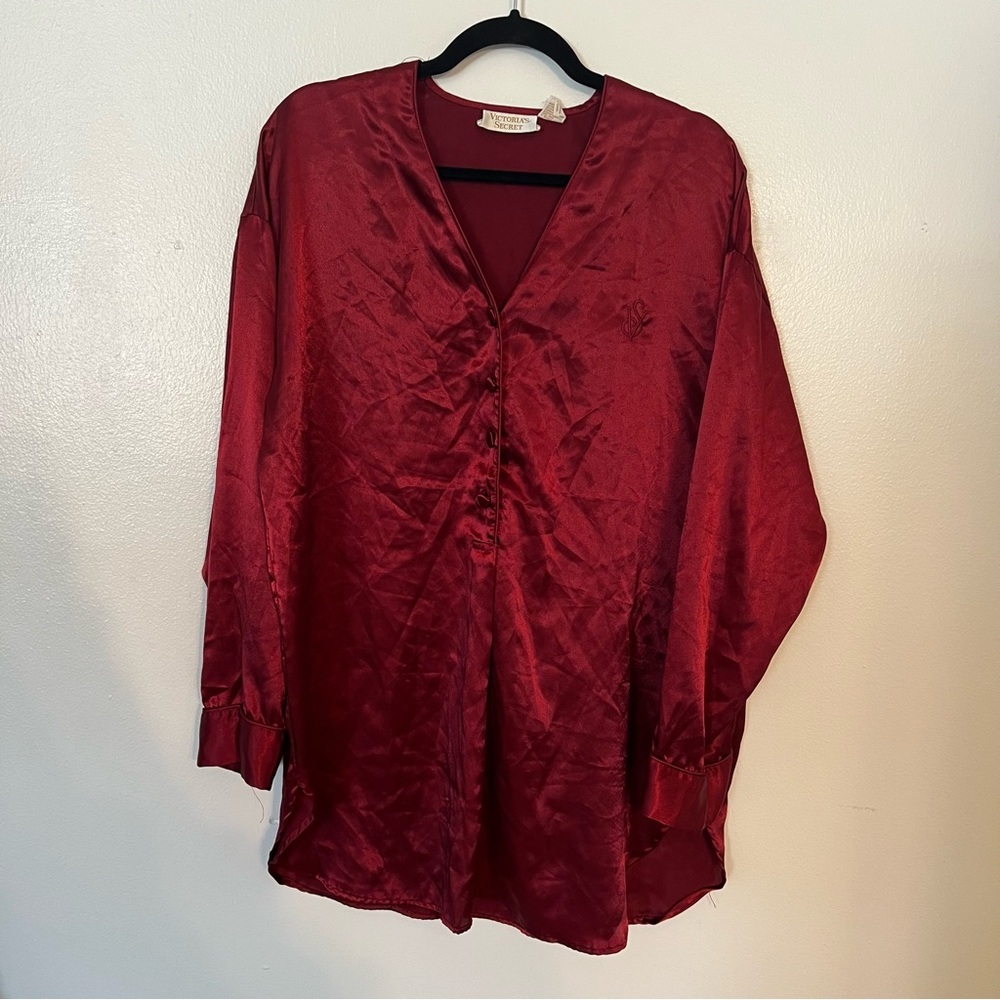 Victorias Secret Gold Label Half Button Red/Burgundy Satin Vintage Sleep Top M/L